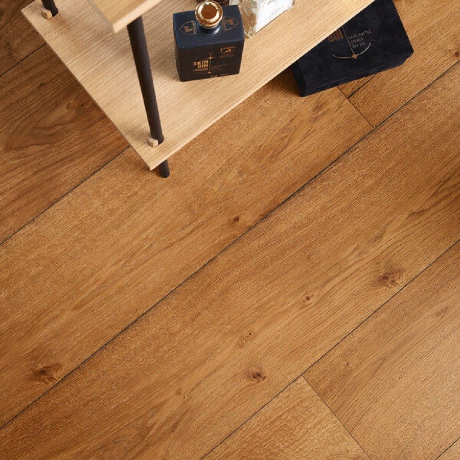 Meister Lindura HD 400 2200 x 270 mm. Eik authentic kastanjebruin natuurgeolied 8911